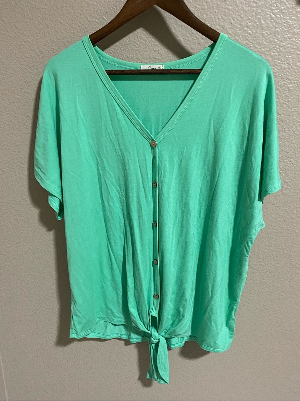 Lightweight Green Button-Front Knot Top
